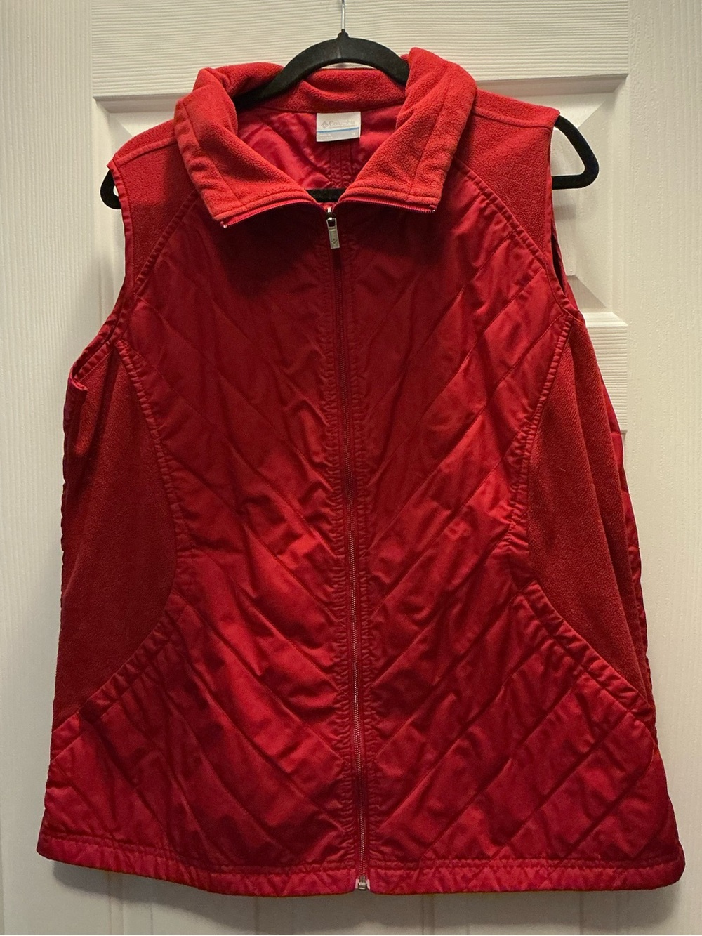 Columbia Red Quilted & Fleece Sleeveless Vest